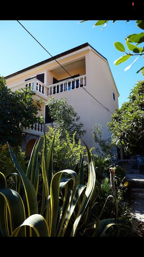 Guesthouse Antonija Veli Lošinj Eksteriør billede